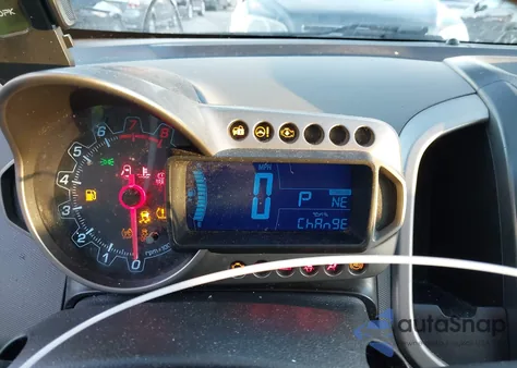 2014 Chevrolet Sonic Ls Auto from USA, damaged, VIN 1G1JA6SG5E4158552